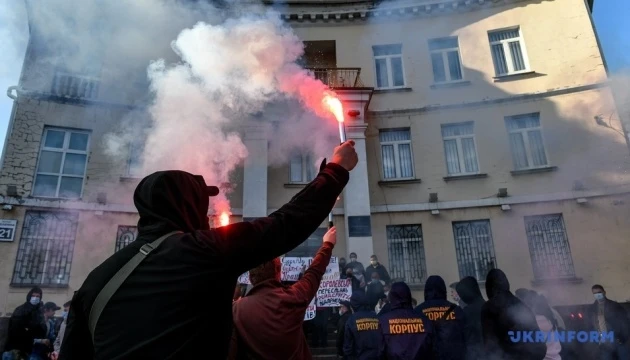 У Запоріжжі під судом вимагають закрити справу про банкрутство підприємства