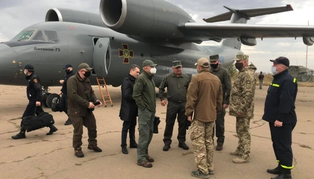 Урядова група вилетіла на Луганщину, де вирують пожежі