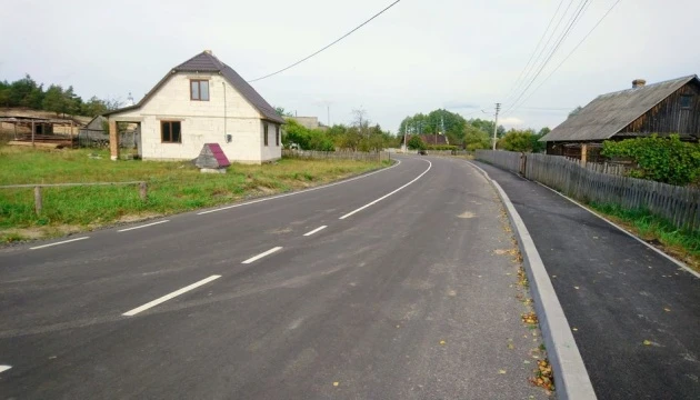 Нова дорога на Рівненщині з’єднала два села