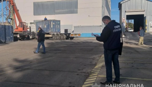 У Миколаєві правоохоронці обшукують маслоекстракційний завод, власник заявляє про тиск
