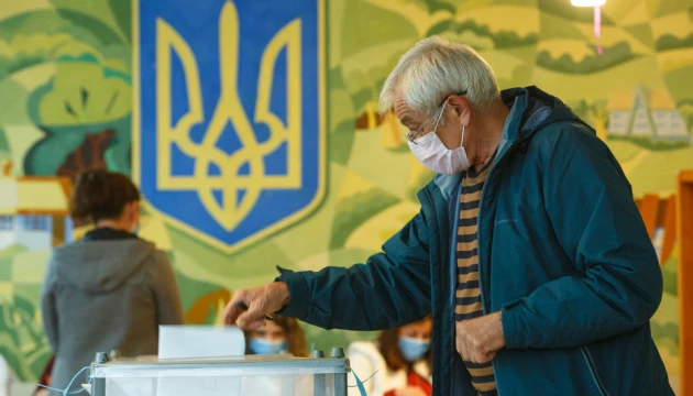 СКУ: На місцевих виборах в Україні працювали 12 спостерігачів з 6 країн