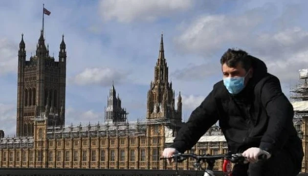 У світі — понад 37,7 мільйона випадків коронавірусу