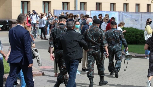 У Білорусі затримали члена президії Координаційної ради