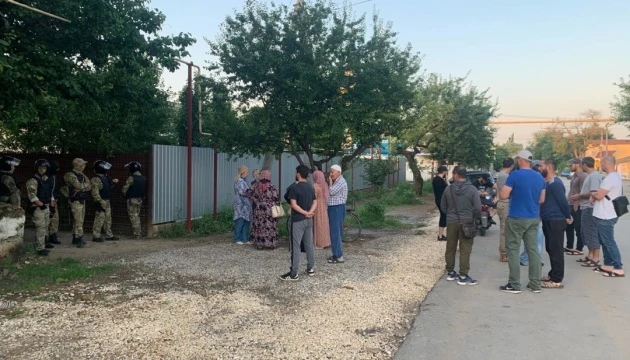 Кримського татарина під час обшуку змушували зізнатися, що він - член 