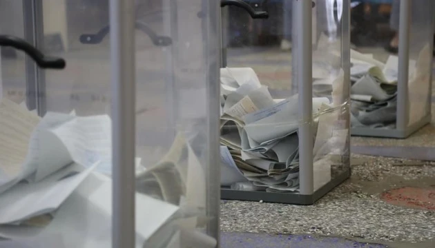 Вибори не потрапили в ТОП-3 тем місцевих онлайн-медіа