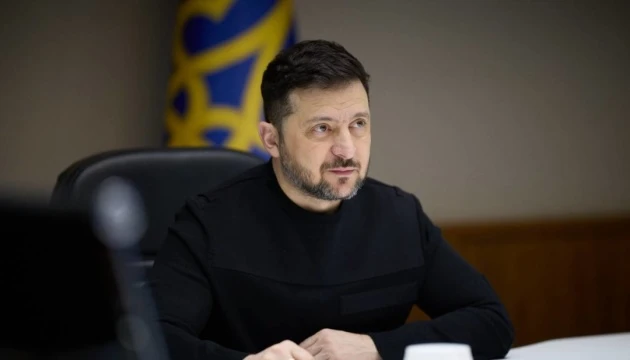 Зеленський підтвердив ураження російського нафтового об'єкта в Армавірі за 500 кілометрів від України