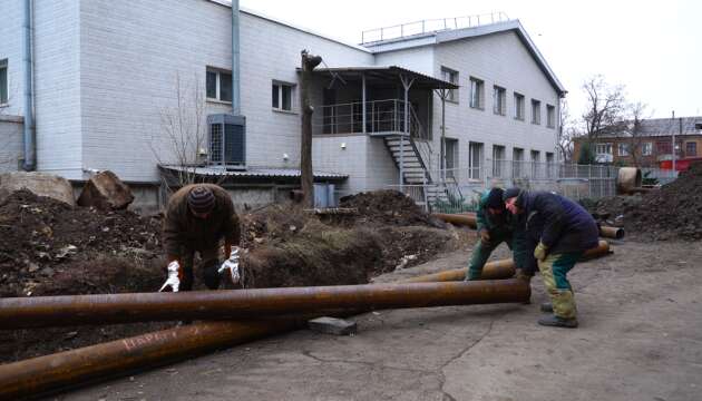 Бригади працювали у режимі нон-стоп: у Кривому Розі відновили теплопостачання