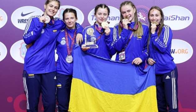 Жіноча збірна України з боротьби стала кращою на Євро U20