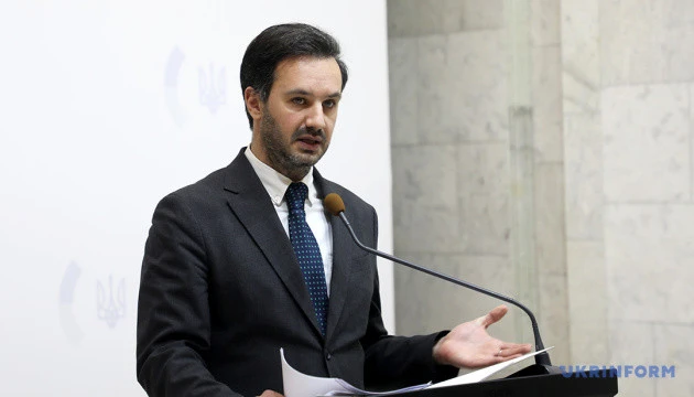МЗС України вимагає вибачень й погрожує санкціями учасникам пропагандистського престуру на ТОТ