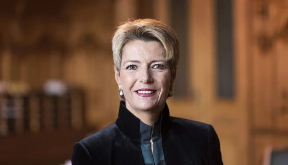 Президентка Швейцарії пояснила, чому країна хоче змінити закон про експорт зброї