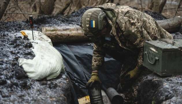 На фронті від початку доби - 72 зіткнення, найгарячішими є Покровський і Торецький напрямки