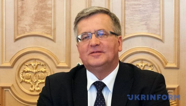 Експрезидент Польщі Коморовський заразився коронавірусом