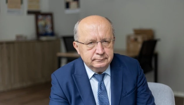 Захід має збільшити військову допомогу Україні, щоб вона могла виграти війну - євродепутат