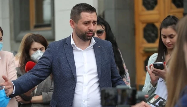 Арахамія вважає, що перенести місцеві вибори через пандемію неможливо