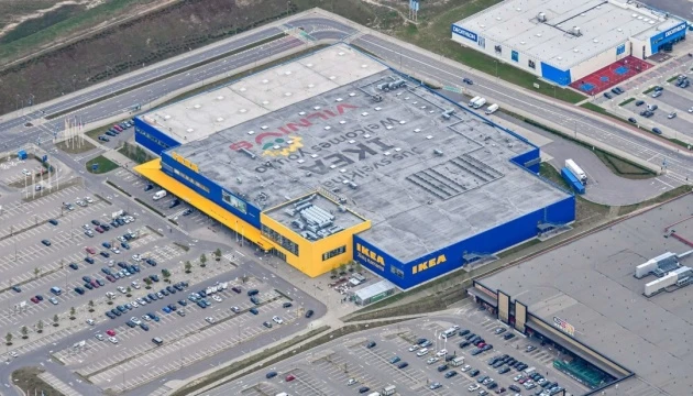 Прокурори вимагають для українця чотири роки в’язниці за підпал IKEA у Вільнюсі