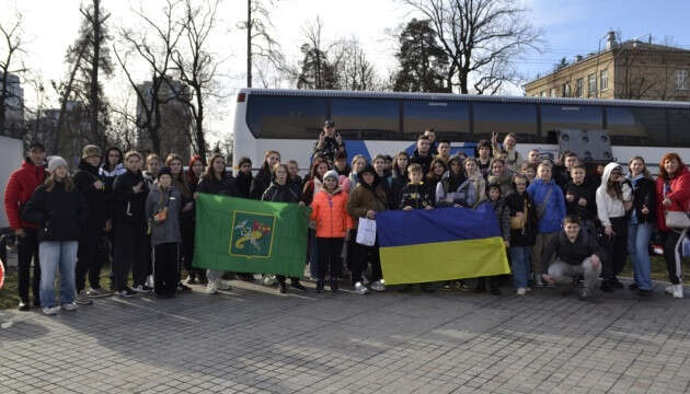 Латвія прийняла на відпочинок 100 дітей українських військових