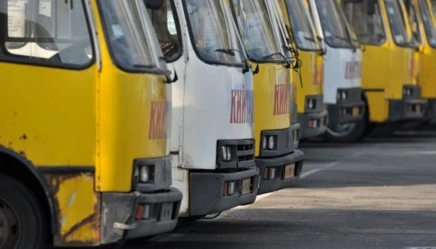 У столиці 22 «маршрутчиків» не допустили до конкурсу перевізників