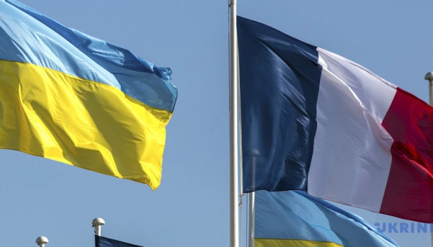 Україна і Франція підписали фінальний договір на постачання енергообладнання