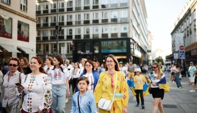 Близько 60% українських біженців в Австрії не планують повертатися додому