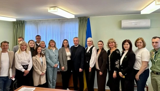 Посол в Бельгії провів першу зустріч із представниками українських громад