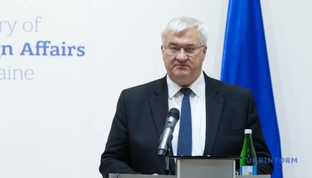 Сибіга після масованого обстрілу РФ закликав до посилення міжнародного тиску на Путіна