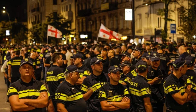 У Тбілісі на тлі місцевих виборів опозиція готує акції протесту - влада мобілізувала силовиків