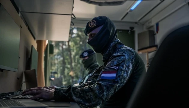 Міністр оборони Нідерландів: Кібервиклики, зокрема з боку Росії та Китаю, зростають