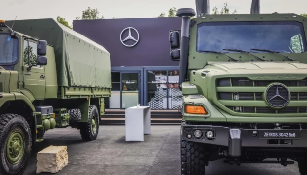 Daimler Truck поставить для України тисячу вантажівок Zetros - ЗМІ
