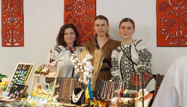 Українська громада у Гонконзі провела День культури