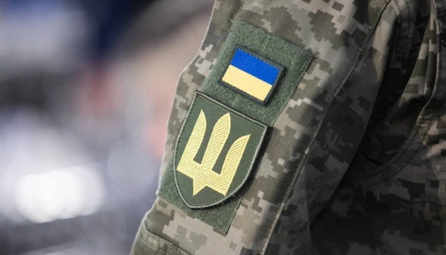 Українці віком 60+ можуть йти на військову службу за контрактом - куди звертатися