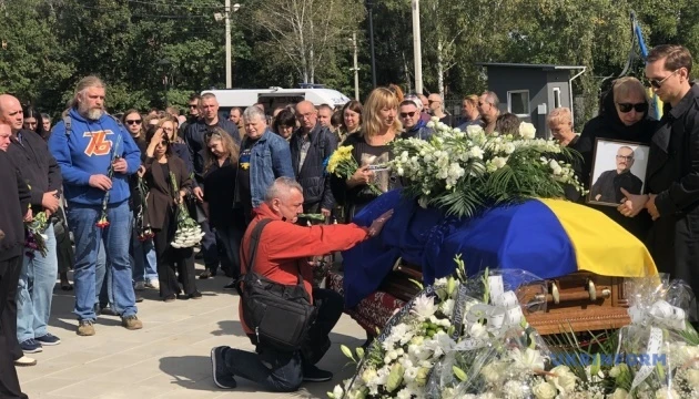 У Чернівцях попрощалися із загиблим на фронті телеоператором Ярославом Левицьким