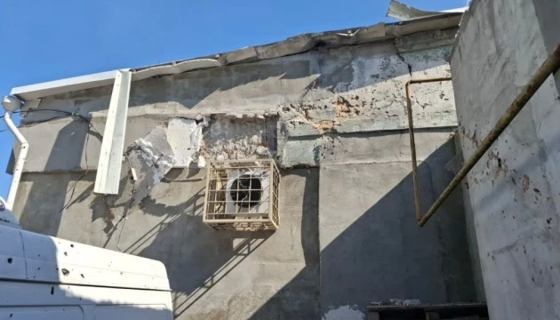 Обстріли Дніпропетровщини: п’ятеро постраждалих, пошкоджені медзаклади та будинки