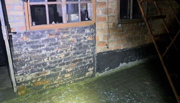 Унаслідок атаки дронів у Кам'янському виникли пожежі на підприємстві, двоє постраждалих