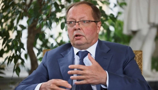 Посол РФ у Британії не заперечив спроб Росії відстежувати британські підводні човни