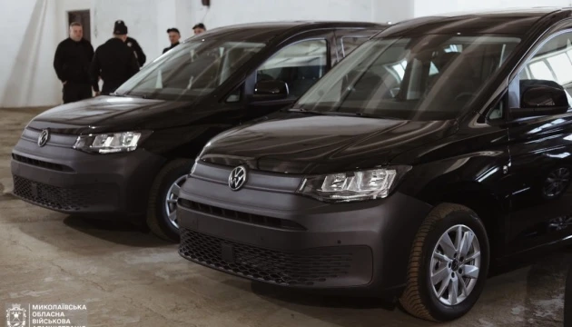 Миколаївщина отримала від Нижньої Саксонії десять автомобілів для поліцейських офіцерів громад