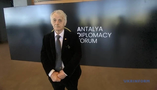 Путін розуміє, що без війни не буде при владі - Джемілєв