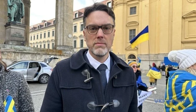 Європейці не мають погоджуватися з російсько-американським планом капітуляції України - німецький депутат