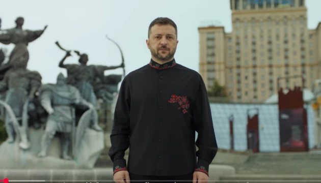 Зеленський: Ми будуємо Україну, у якої буде достатня сила і міць, щоб жити в безпеці та мирі