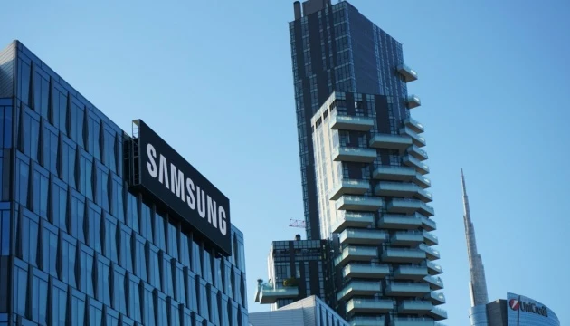 Samsung інтегрує ШІ-помічника від Microsoft у свою техніку