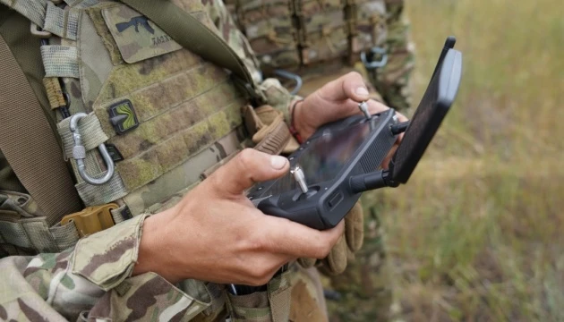 Бійці «Фенікса» показали спроби росіян втекти від українських «пташок»