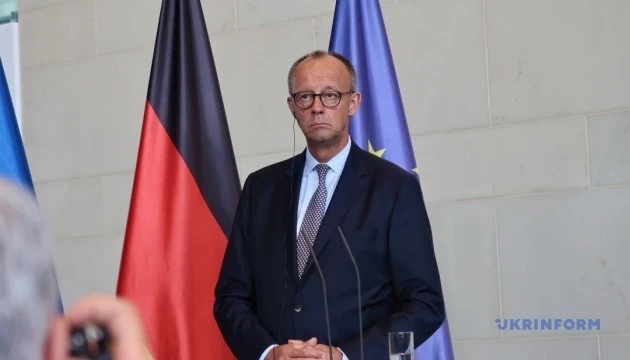 Коаліція охочих обговорюватиме безпекові гарантії і подальшу допомогу Україні - Мерц