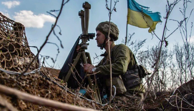 Окупанти за добу п’ять разів порушили «тишу» на Донбасі