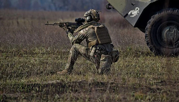 Окупанти гатили з гранатометів під Водяним, Пісками та Золотим-4