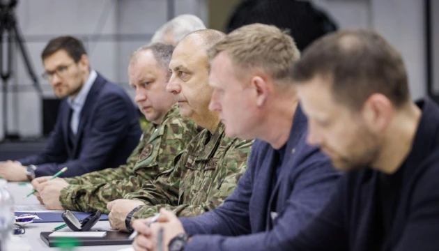 Дрони, БТР і навчання: Делегації України та Латвії обговорили прогрес в оборонній співпраці