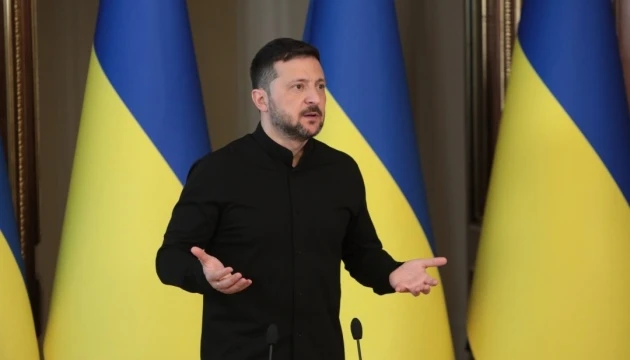 Зеленський назвав наративом росіян заяви, що він не може говорити з Путіним через рішення РНБО