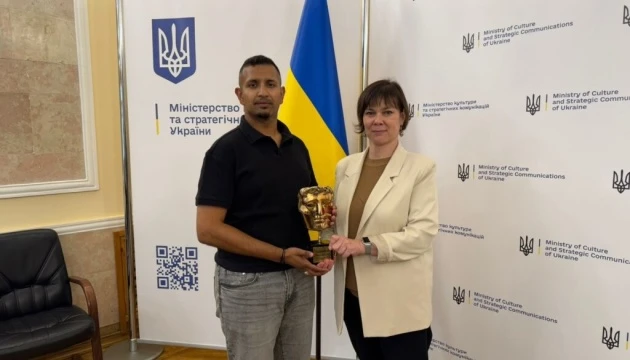 У МКСК відбулася зустріч з продюсером фільму «Камінь, папір, ножиці» про війну в Україні