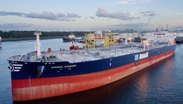 Росія звільнила танкер, який затримала напередодні після його виходу з естонського порту
