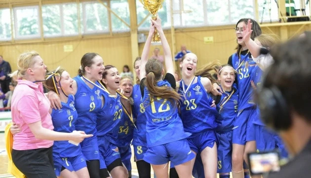 Чемпіонат України з баскетболу серед дівчат виграли київські МОБІ