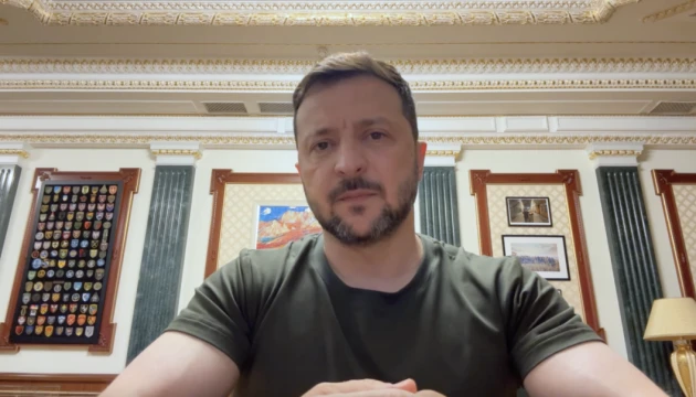 Росіяни говорять про дипломатію, а тим часом завдають ударів і готують нові наступи - Зеленський