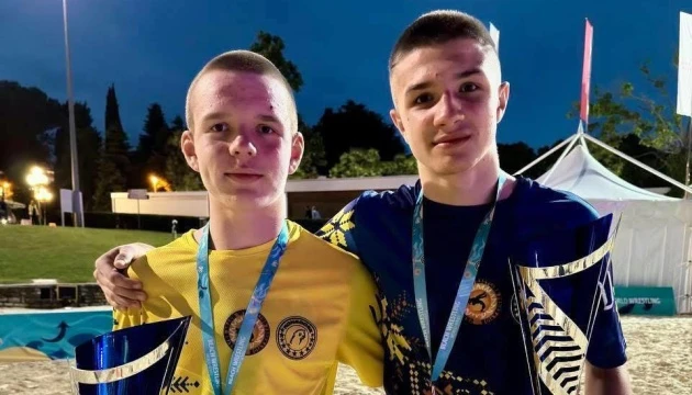 Підліток, який рятував поранених пасажирів у Сумах, здобув «срібло» на чемпіонаті Європи з пляжної боротьби